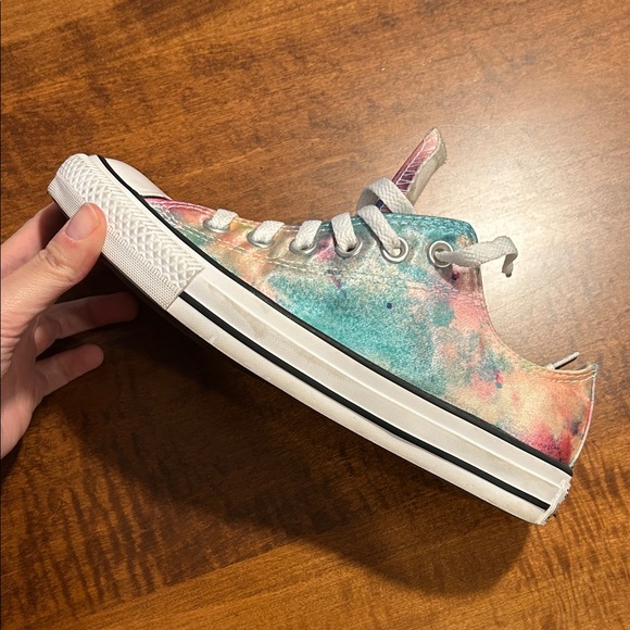 Converse Low Top Metallic Multicolor Unisex Sneakers - Women’s 7, Men’s 5 - Picture 5 of 10